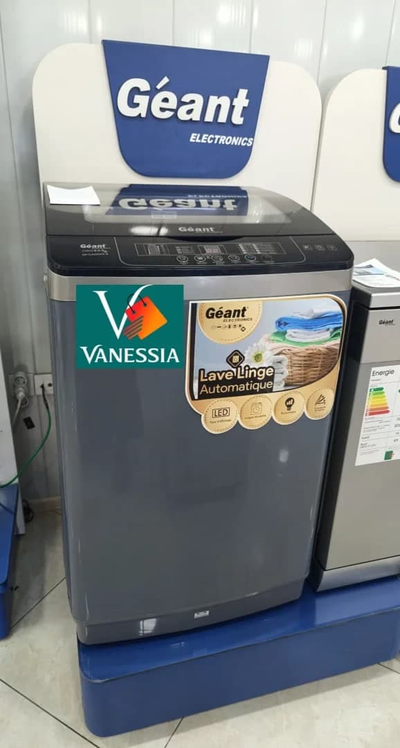 Packs De La Marque Géant Climatiseur 9000Btu , Tv 42P Simple, Cuisinière Ventiler Inox, Réfrigérateur Inox 435L, Machine A Laver 12Kg, 🎁Cadeau Box Tv 🎁